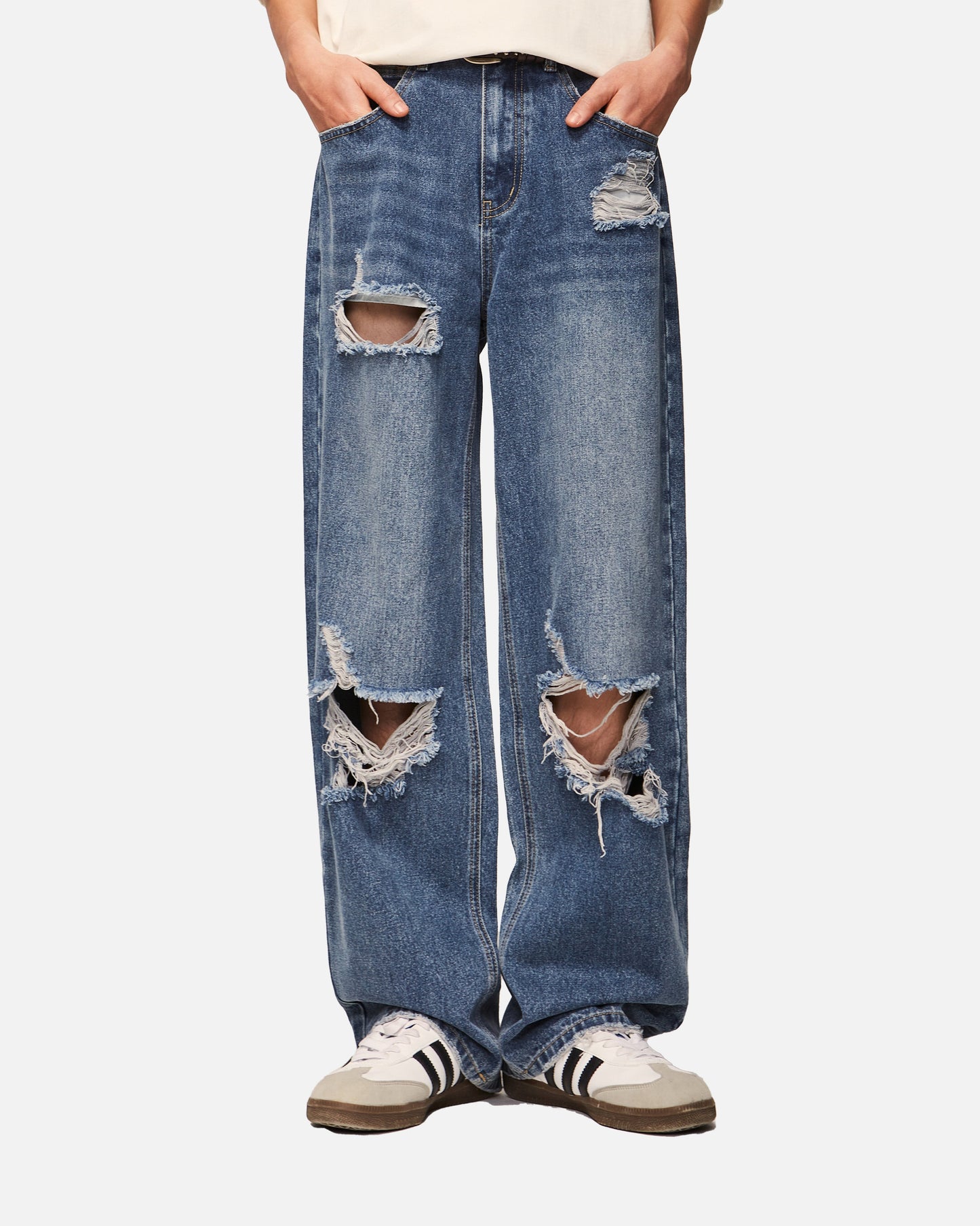Ripped Jeans 90s